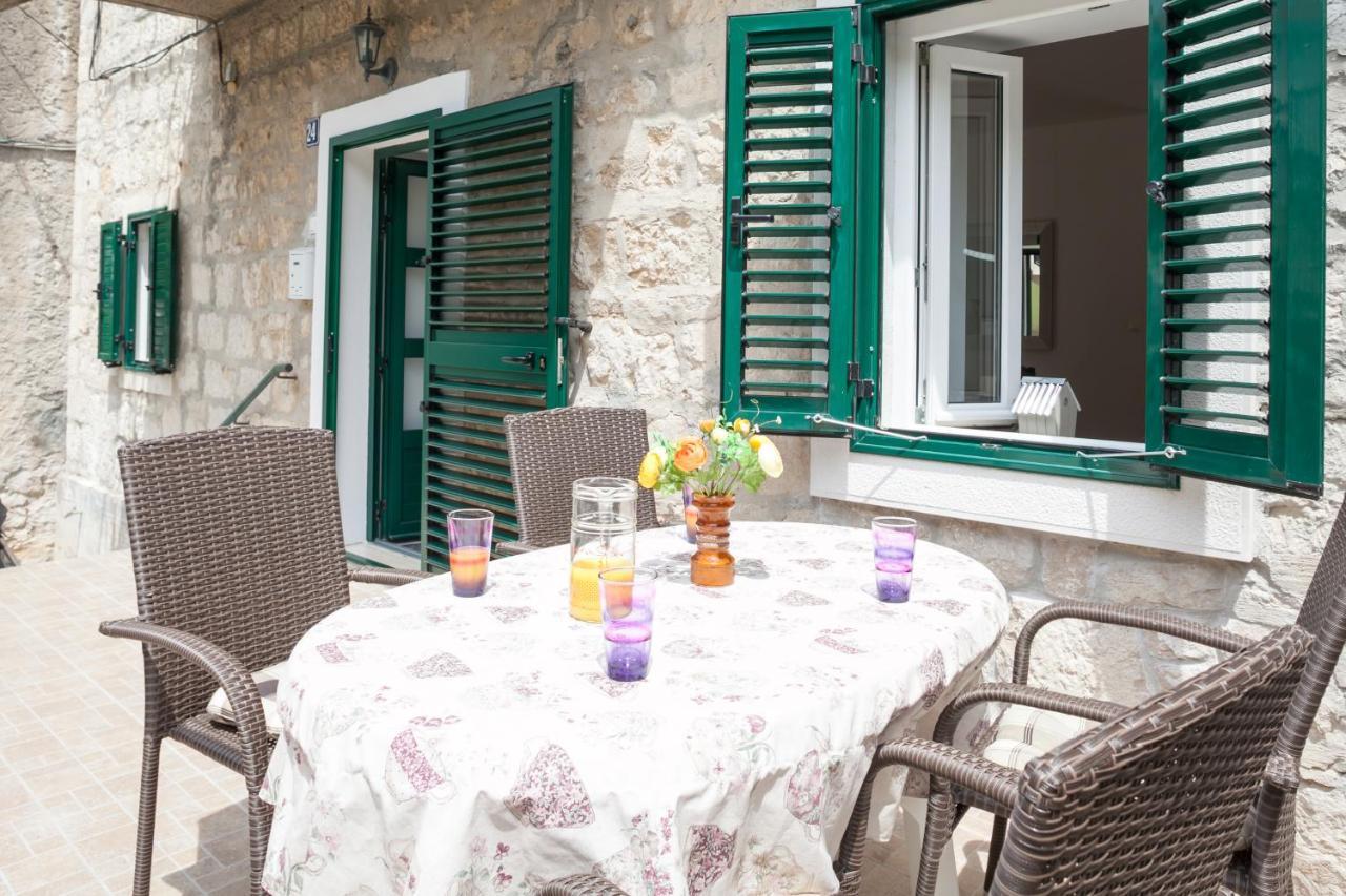 Apartment Bura 1 Makarska Exterior photo
